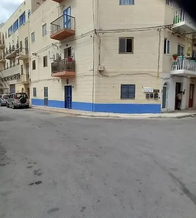 1 Bedroom Maisonette, 139 Triq Aristarku Prázdninový dům *