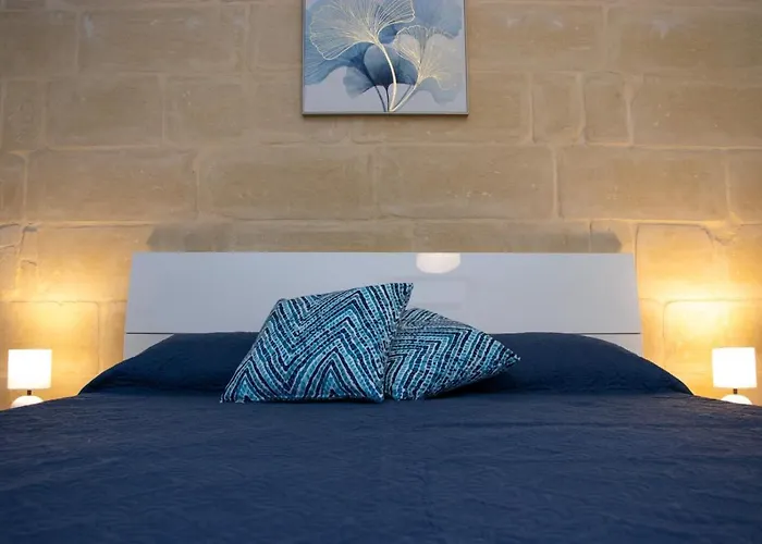 1 Bedroom Maisonette, 139 Triq Aristarku